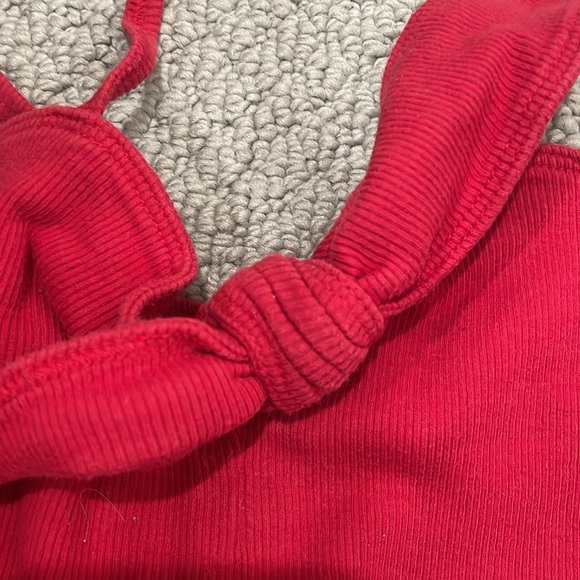 tie front red crop top - Picture 4 of 5